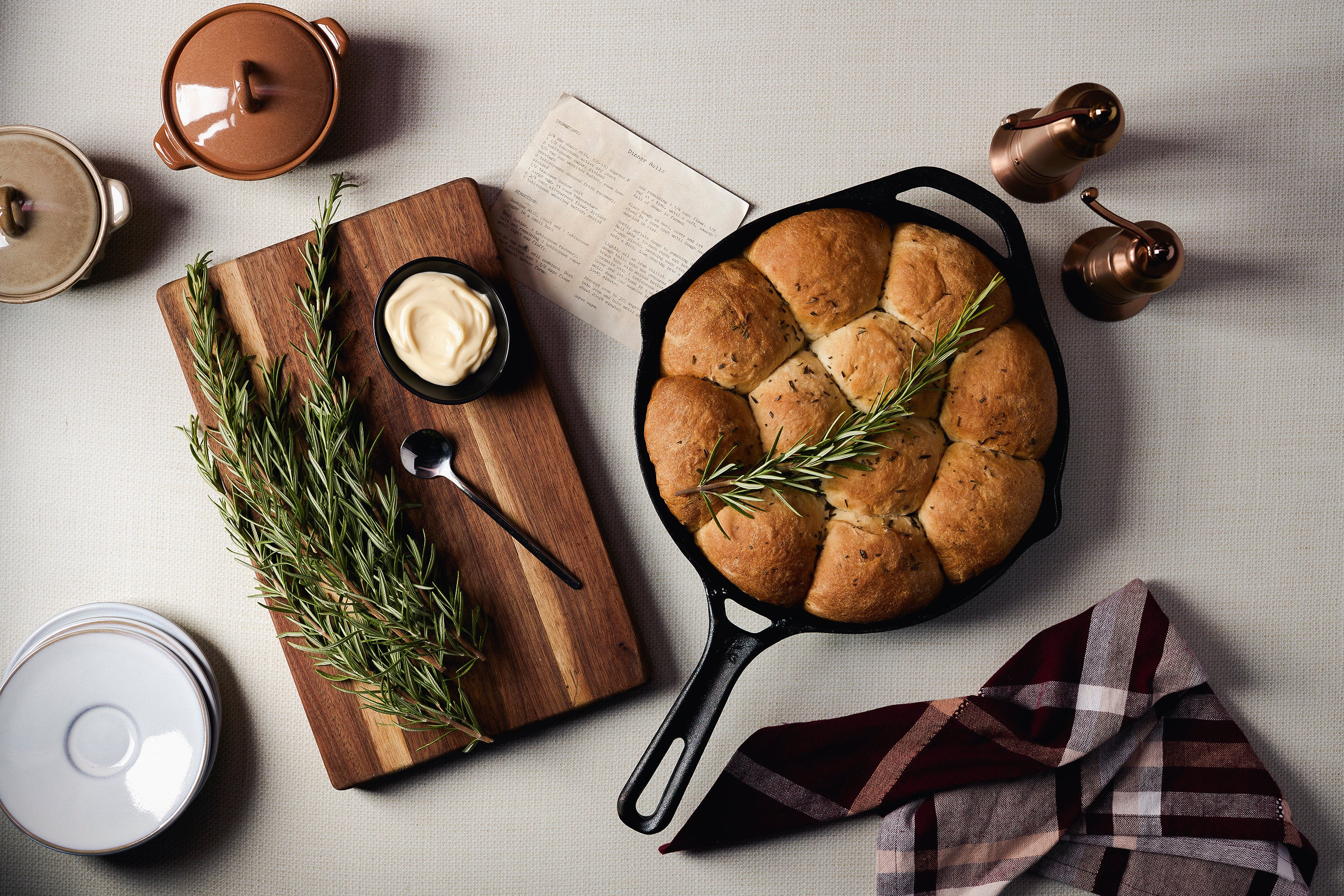 Rosemary Dinner Rolls